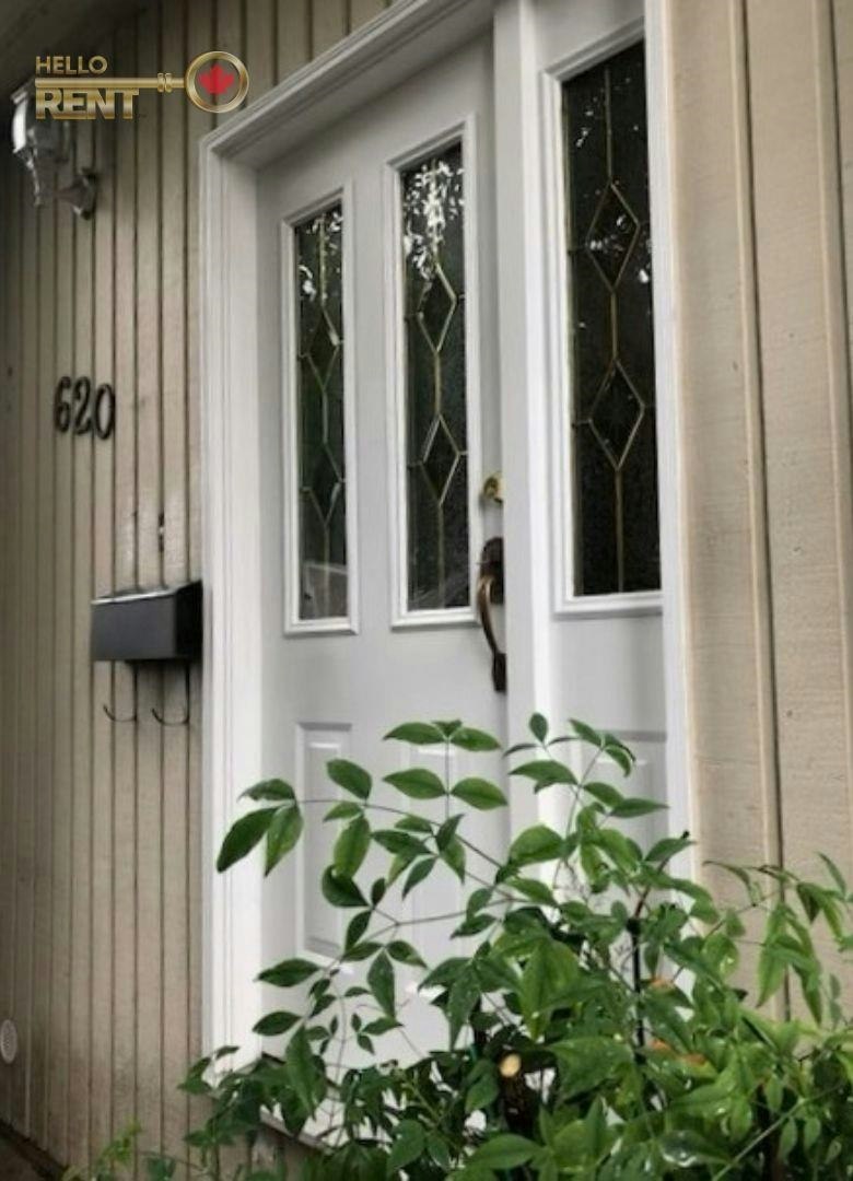620 Mahon Avenue, North Vancouver, BC, V7M 2R9 - 3