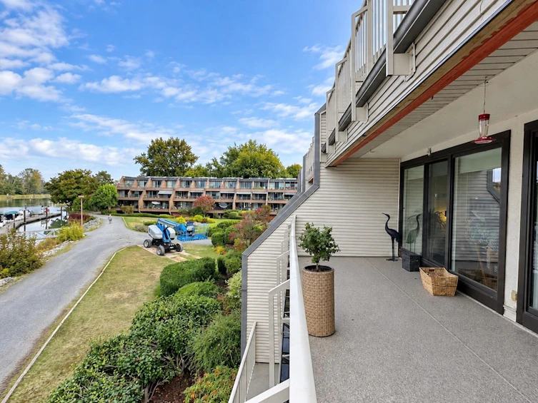 204-4803 48 Avenue, Delta, BC, V4K 1V2 - 17