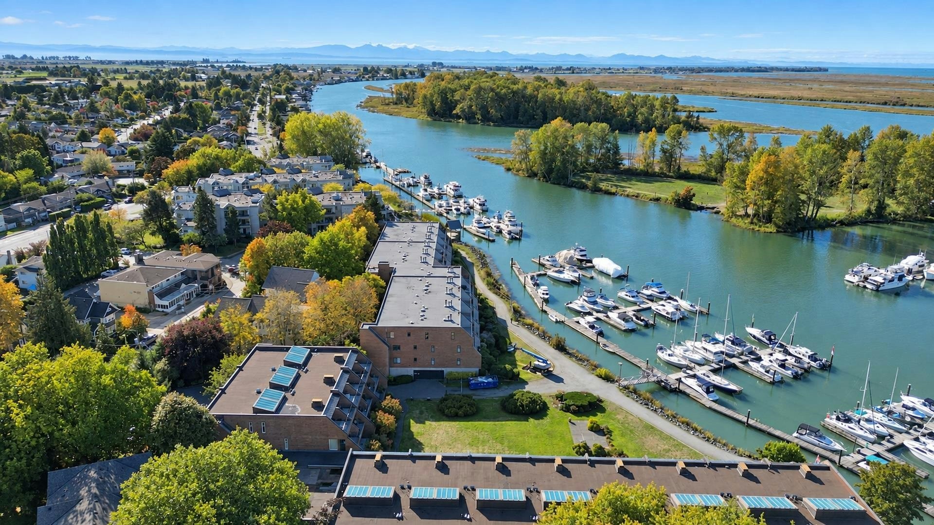 204-4803 48 Avenue, Delta, BC, V4K 1V2 - 3