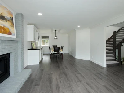 6049 133a Street - 3