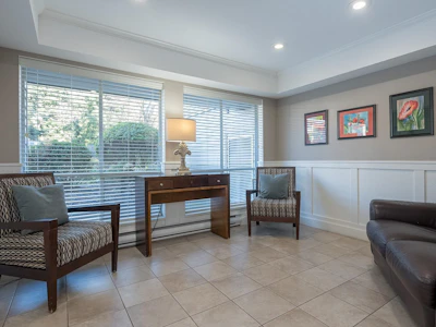 208-33280 E Bourquin Crescent - 5