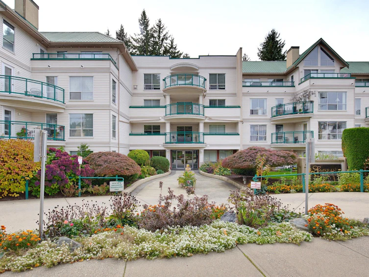 208-33280 E Bourquin Crescent, Abbotsford, BC, V2S 7K2 - 2