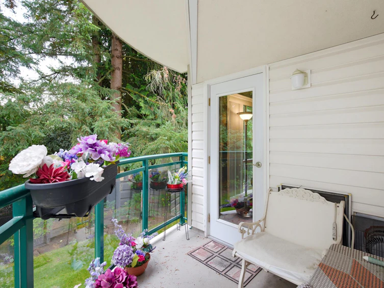 208-33280 E Bourquin Crescent, Abbotsford, BC, V2S 7K2 - 30