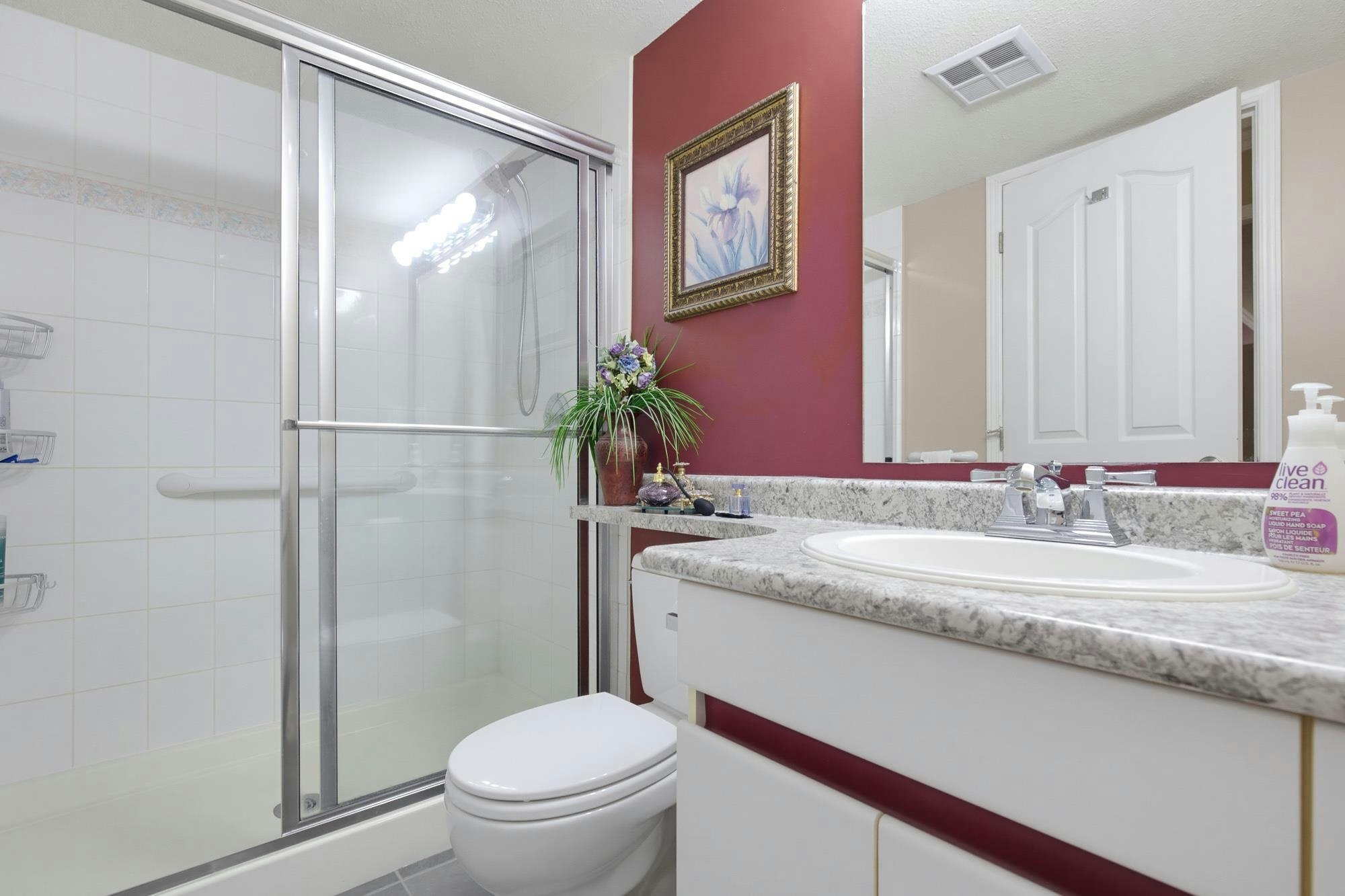 208-33280 E Bourquin Crescent, Abbotsford, BC, V2S 7K2 - 27