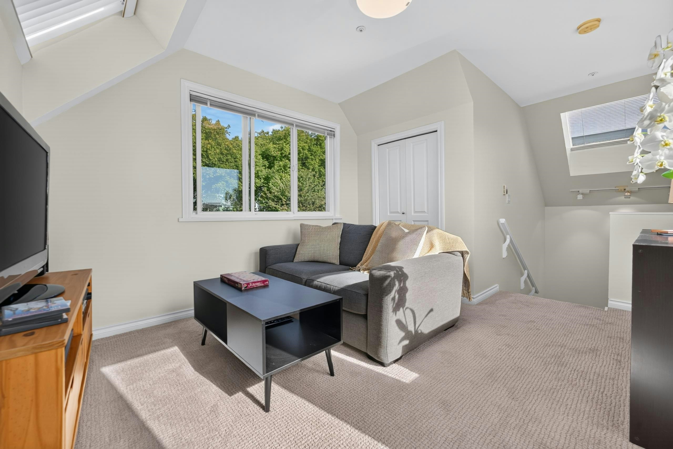 135 E 43rd Avenue, Vancouver, BC, V5W 1T1 - 36
