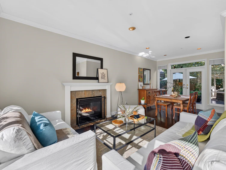 135 E 43rd Avenue, Vancouver, BC, V5W 1T1 - 11