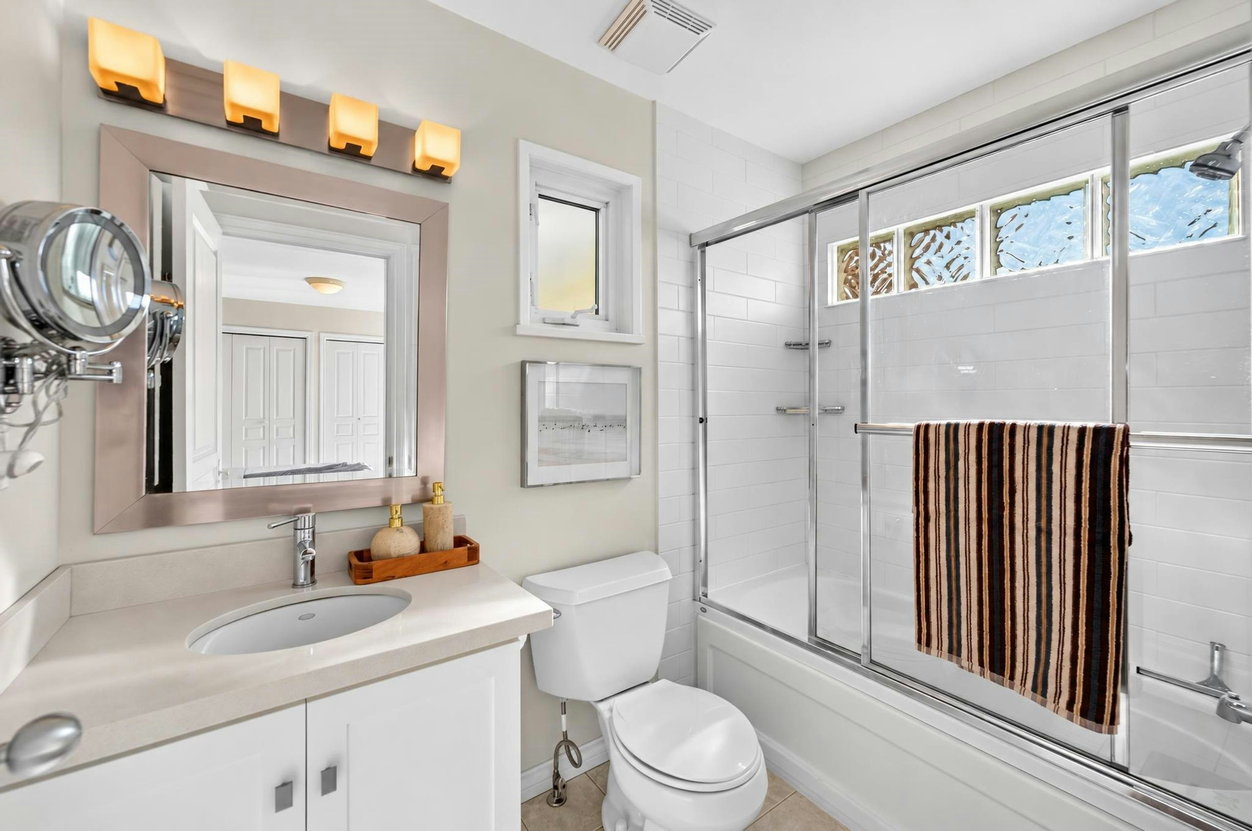 135 E 43rd Avenue, Vancouver, BC, V5W 1T1 - 24