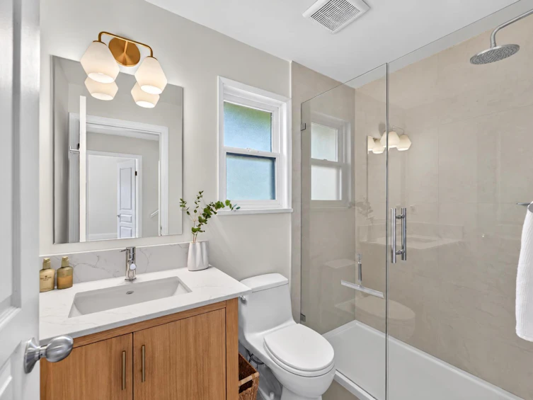 135 E 43rd Avenue, Vancouver, BC, V5W 1T1 - 28