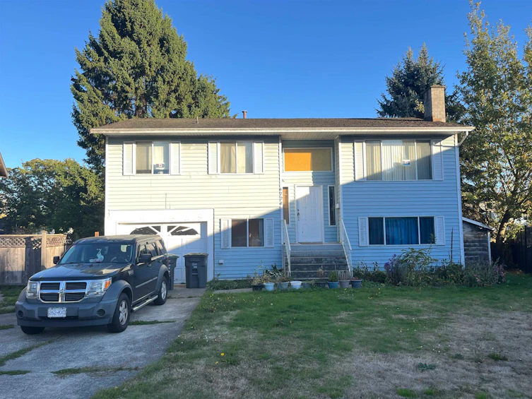 6728 134a Street, Surrey, BC, V3W 4V3 - 2