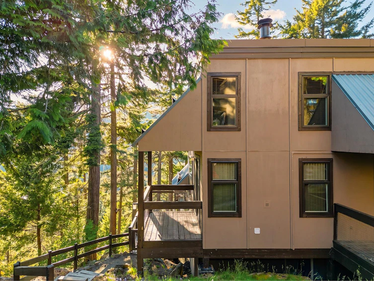 15-2400 Cavendish Way, Whistler, BC, V8E 0L8 - 2