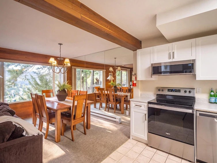 15-2400 Cavendish Way, Whistler, BC, V8E 0L8 - 6