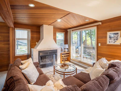 15-2400 Cavendish Way - 5