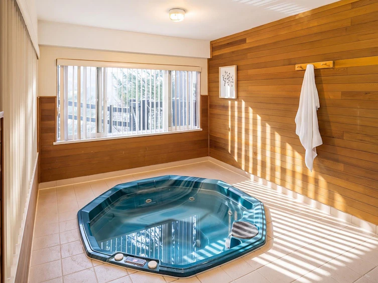 15-2400 Cavendish Way, Whistler, BC, V8E 0L8 - 24