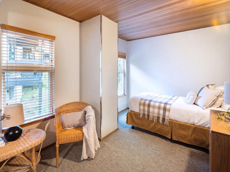 15-2400 Cavendish Way, Whistler, BC, V8E 0L8 - 17