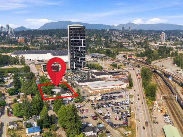 452 Rousseau Street, New Westminster, BC, V3L 3R3 - 2