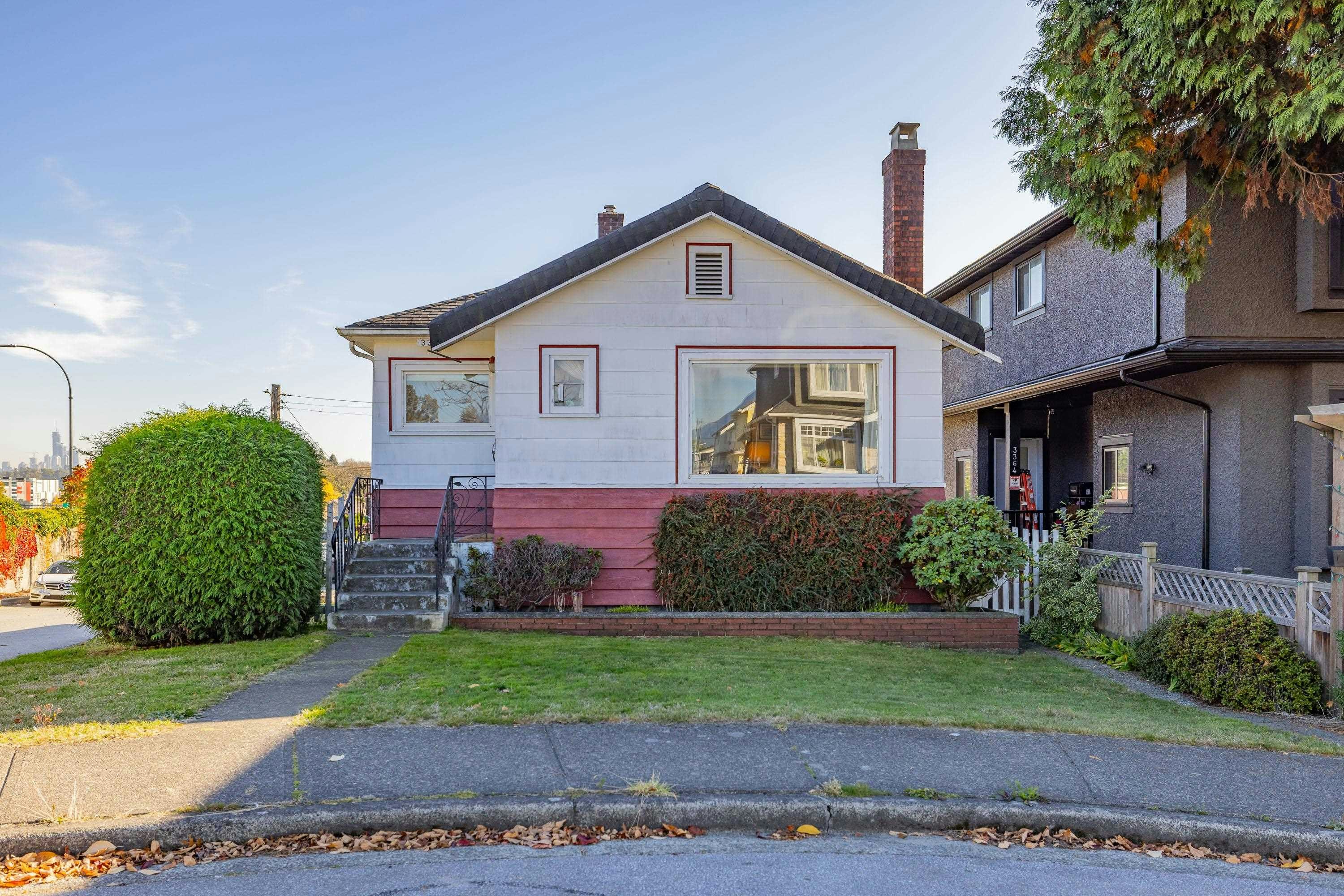 3368 Parker Street, Vancouver, BC, V5K 2V9