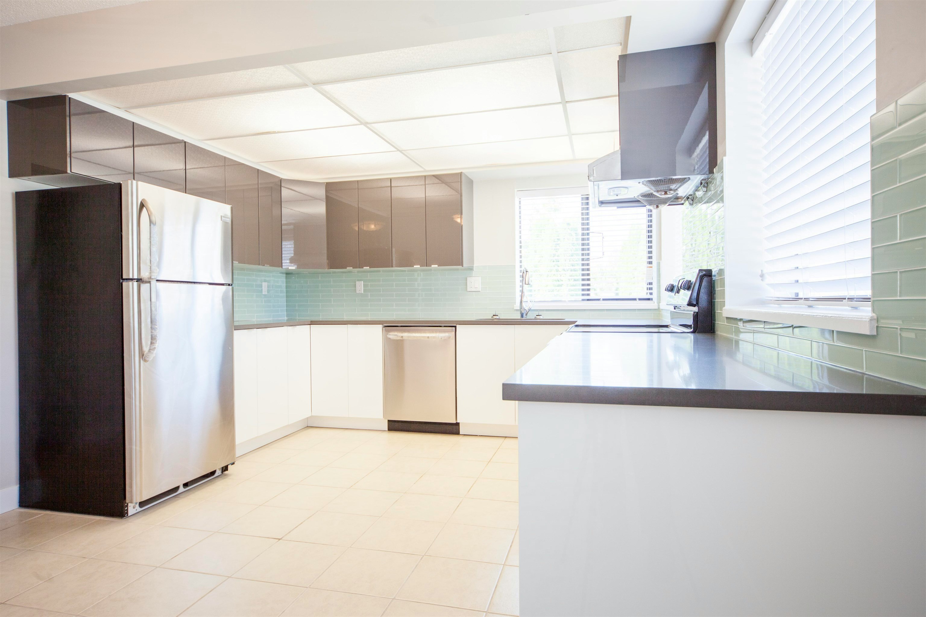 11604 75a Avenue, Delta, BC, V4C 1J4 - 2