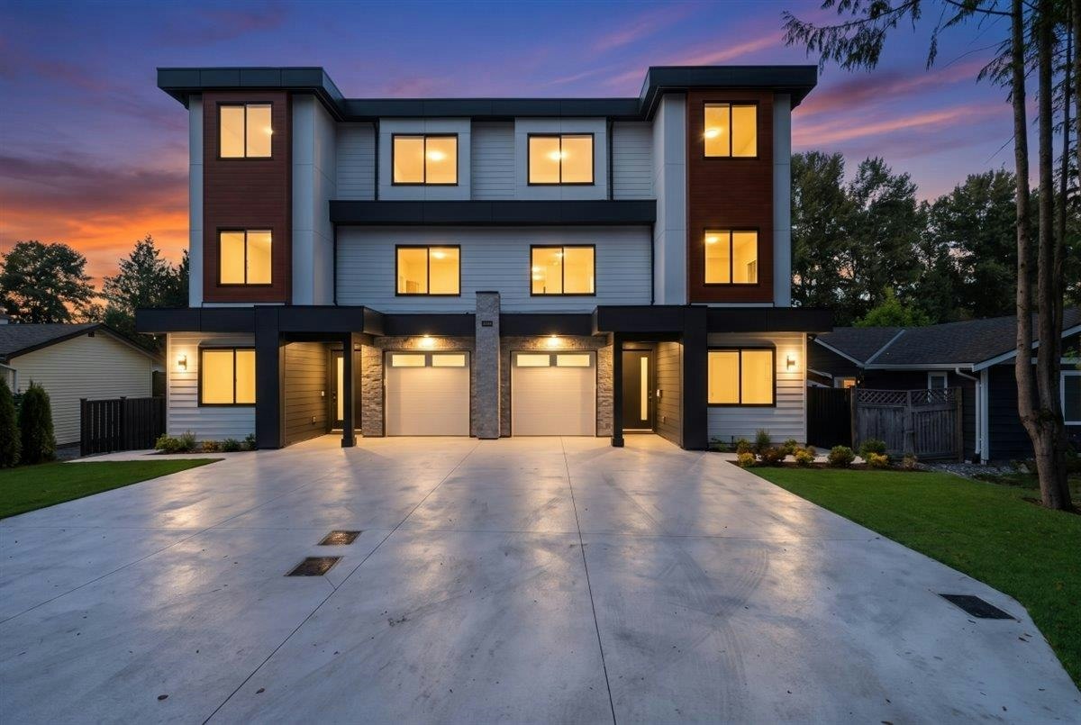 102-13437 Crestview Drive, Surrey, BC, V3R 6V3