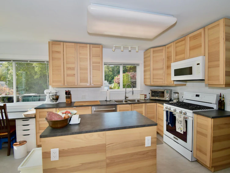1822 Hall Road, Sechelt, BC, V7Z 0A9 - 12