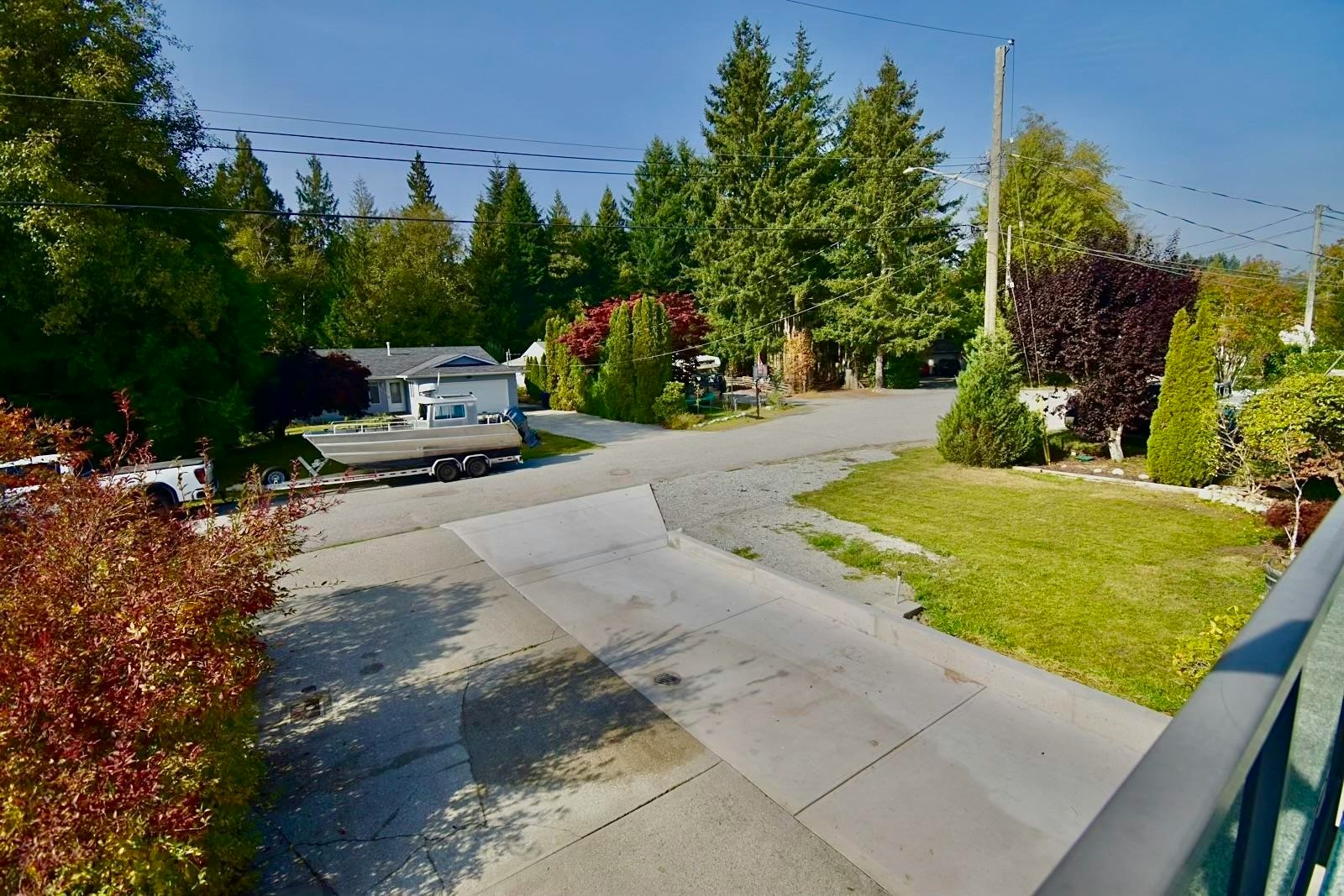 1822 Hall Road, Sechelt, BC, V7Z 0A9 - 31