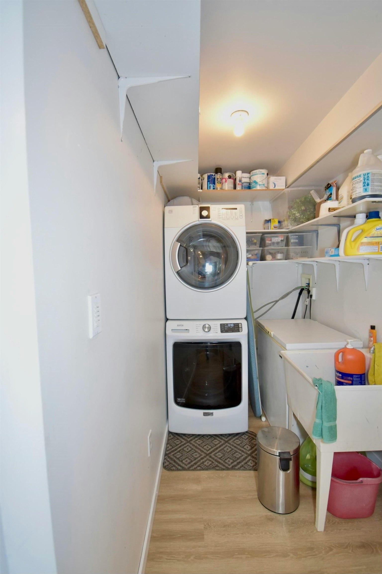 1822 Hall Road, Sechelt, BC, V7Z 0A9 - 10