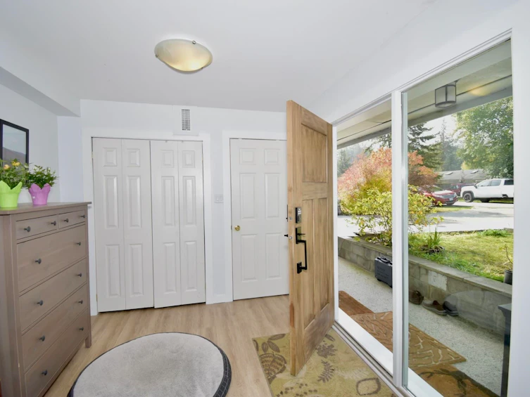 1822 Hall Road, Sechelt, BC, V7Z 0A9 - 6