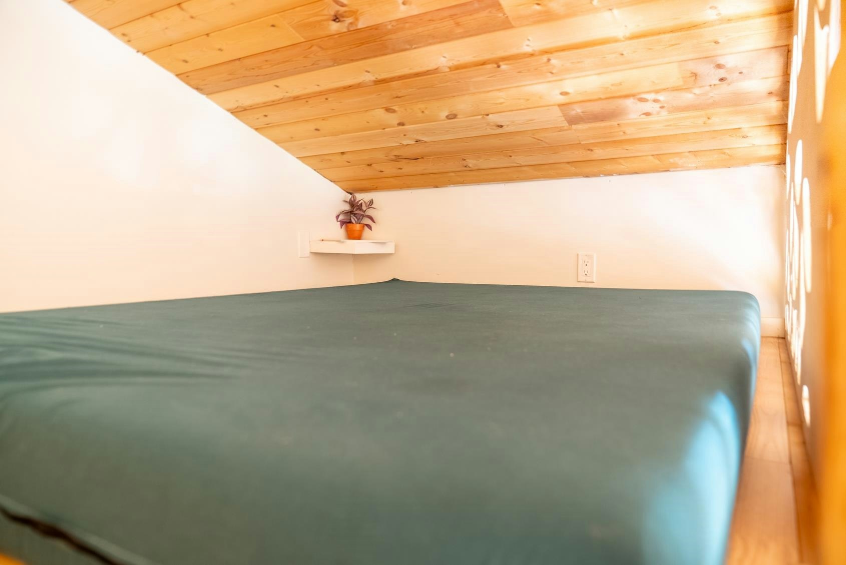 4318 Port Washington Road, Pender Island, BC, V0N 2M1 - 11