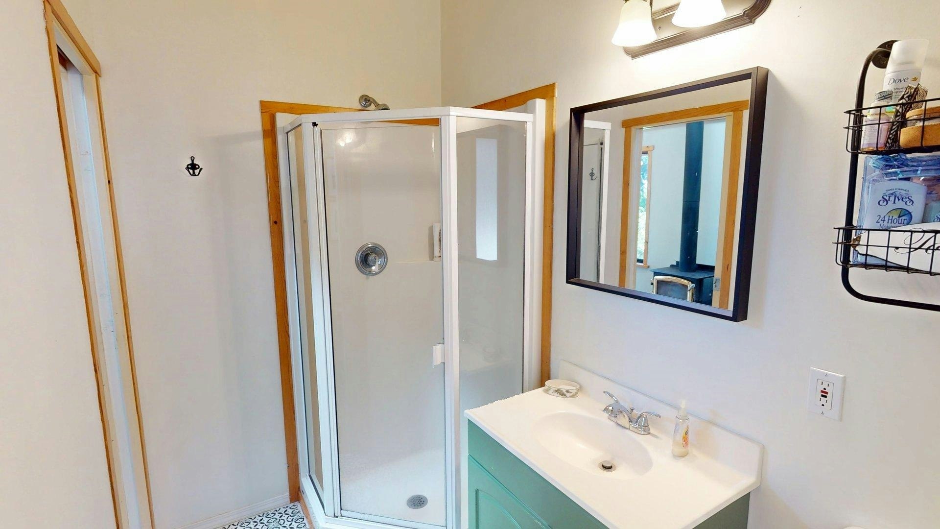 4318 Port Washington Road, Pender Island, BC, V0N 2M1 - 18