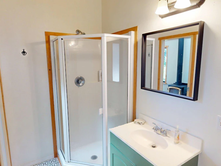 4318 Port Washington Road, Pender Island, BC, V0N 2M1 - 18