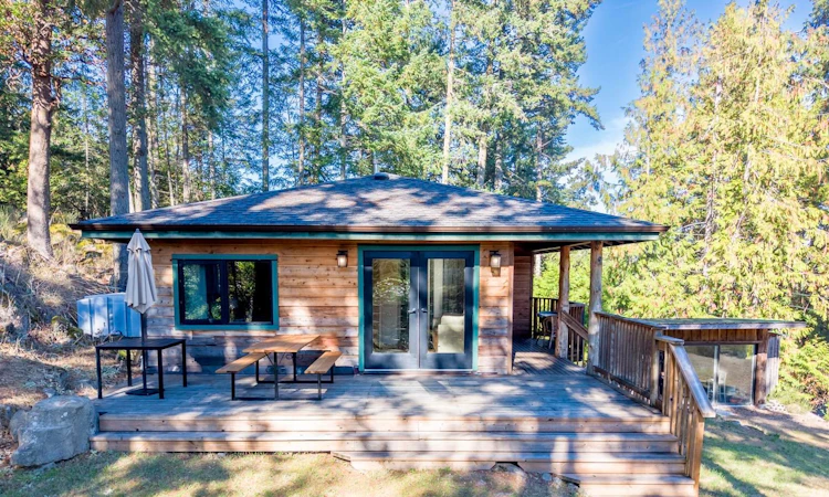 4318 Port Washington Road
