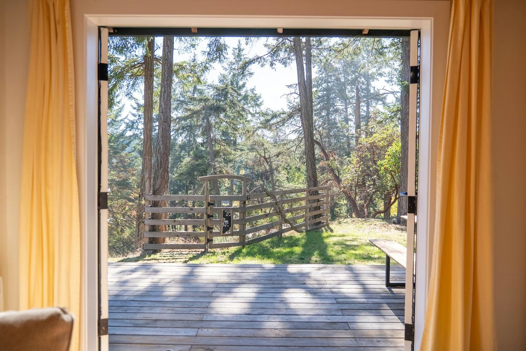 4318 Port Washington Road, Pender Island, BC, V0N 2M1 - 9