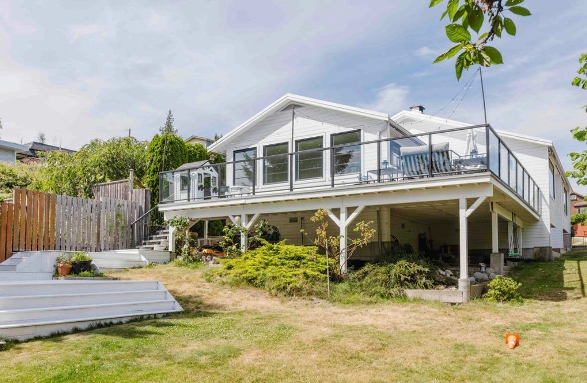 679 Corlett Road, Gibsons, BC, V0N 1V9
