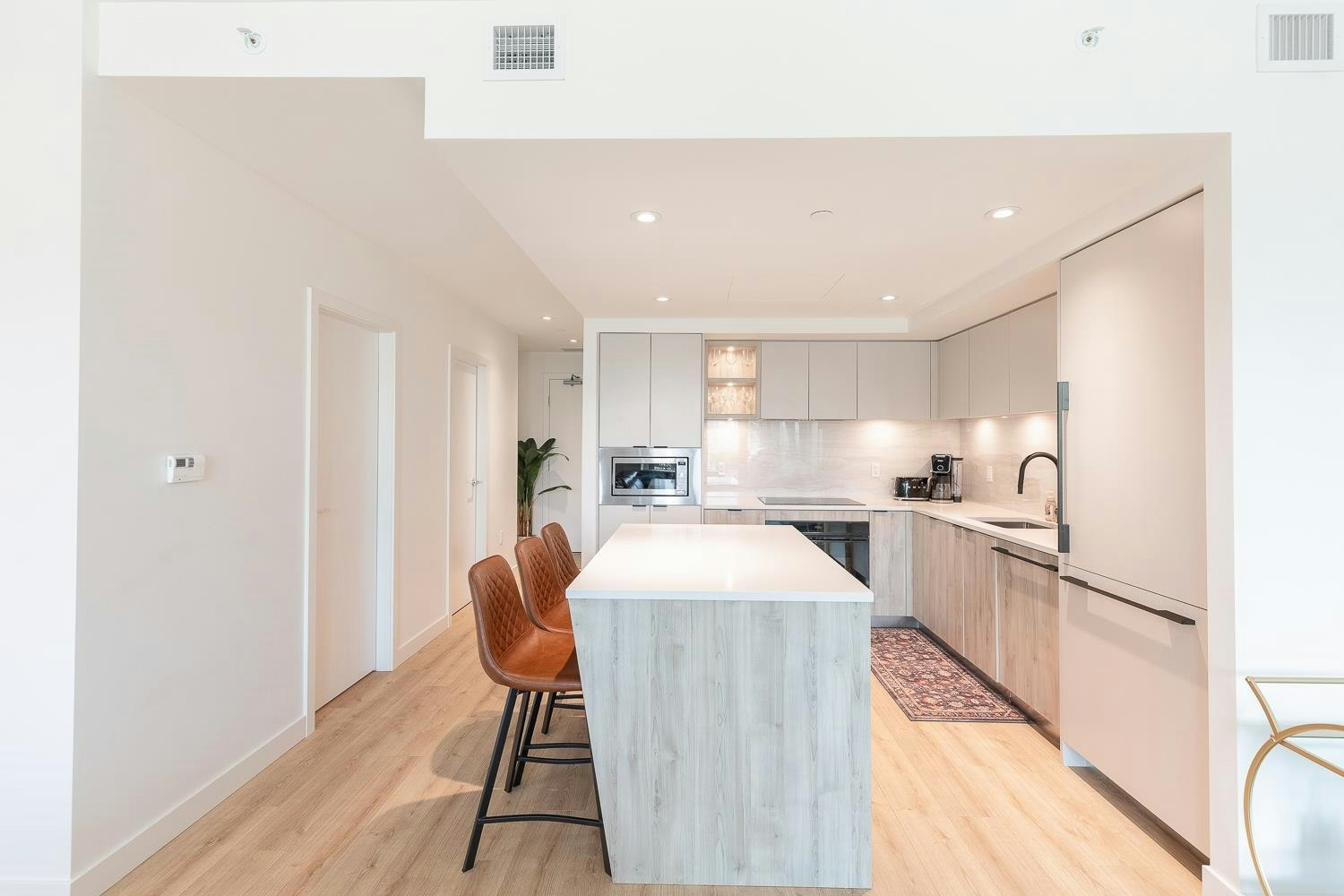 107-755 Harbourside Drive, North Vancouver, BC, V7P 0G1 - 6