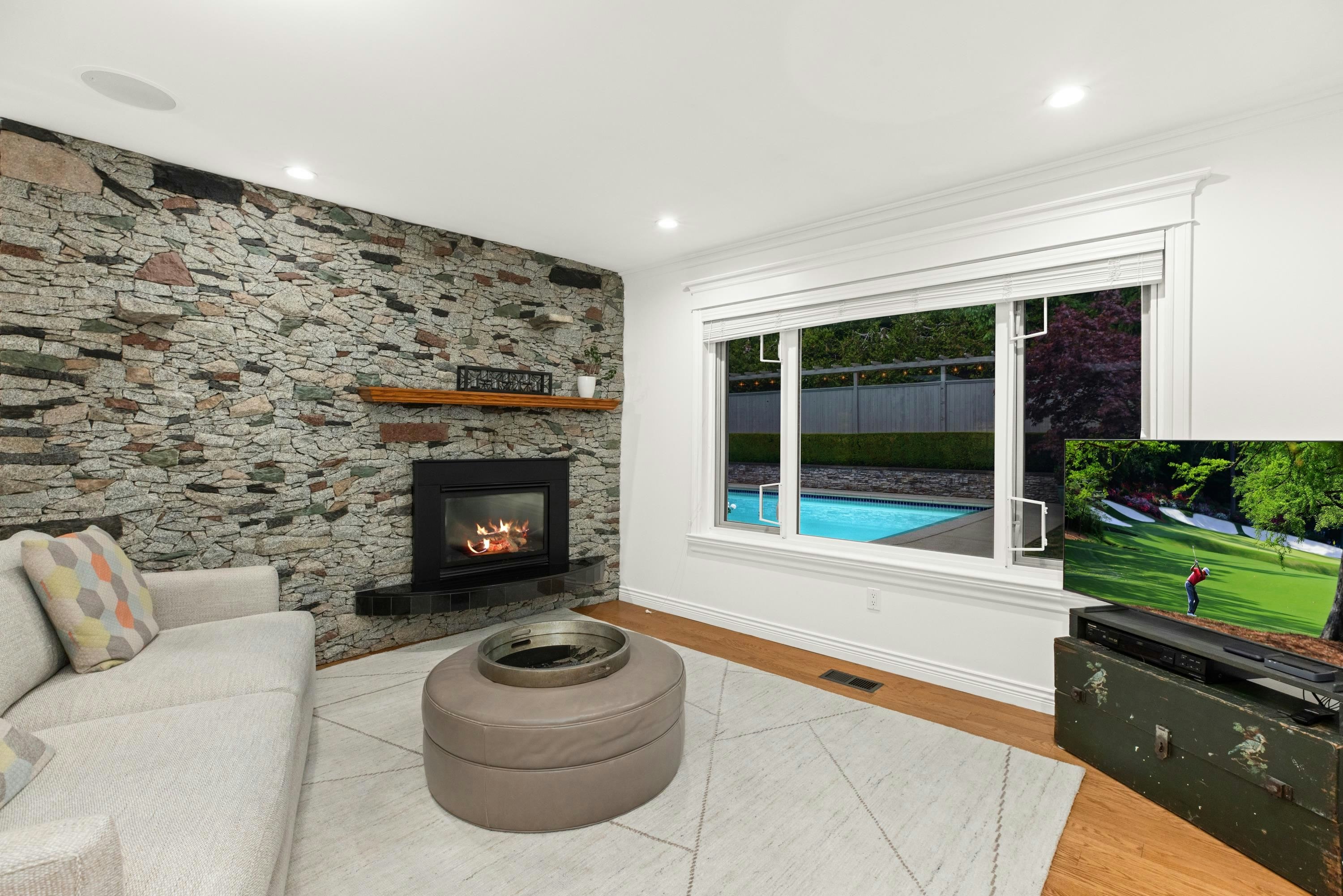 885 Margaree Place, West Vancouver, BC, V7T 2J5 - 12