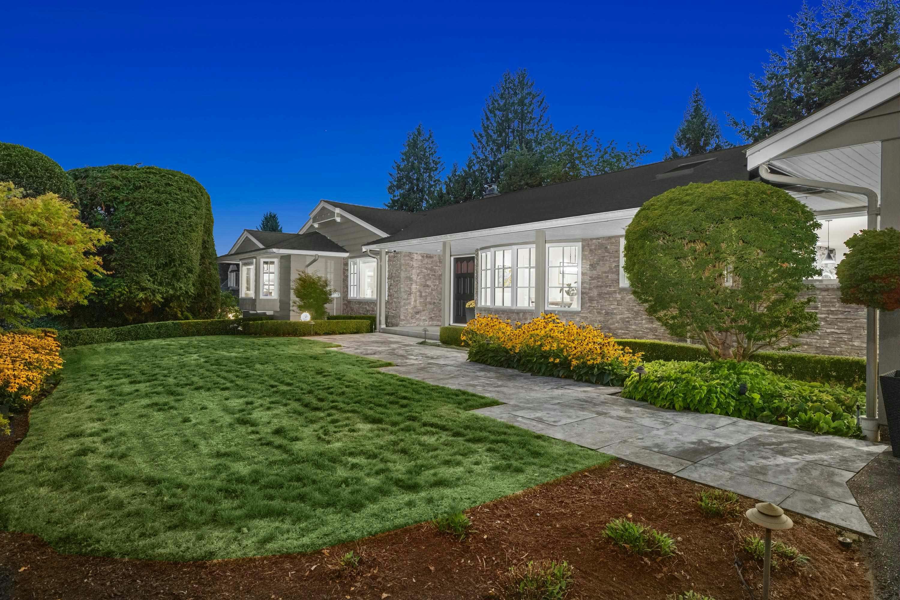 885 Margaree Place, West Vancouver, BC, V7T 2J5 - 39