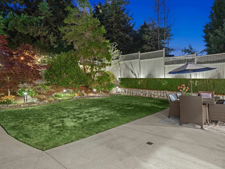 885 Margaree Place, West Vancouver, BC, V7T 2J5 - 38