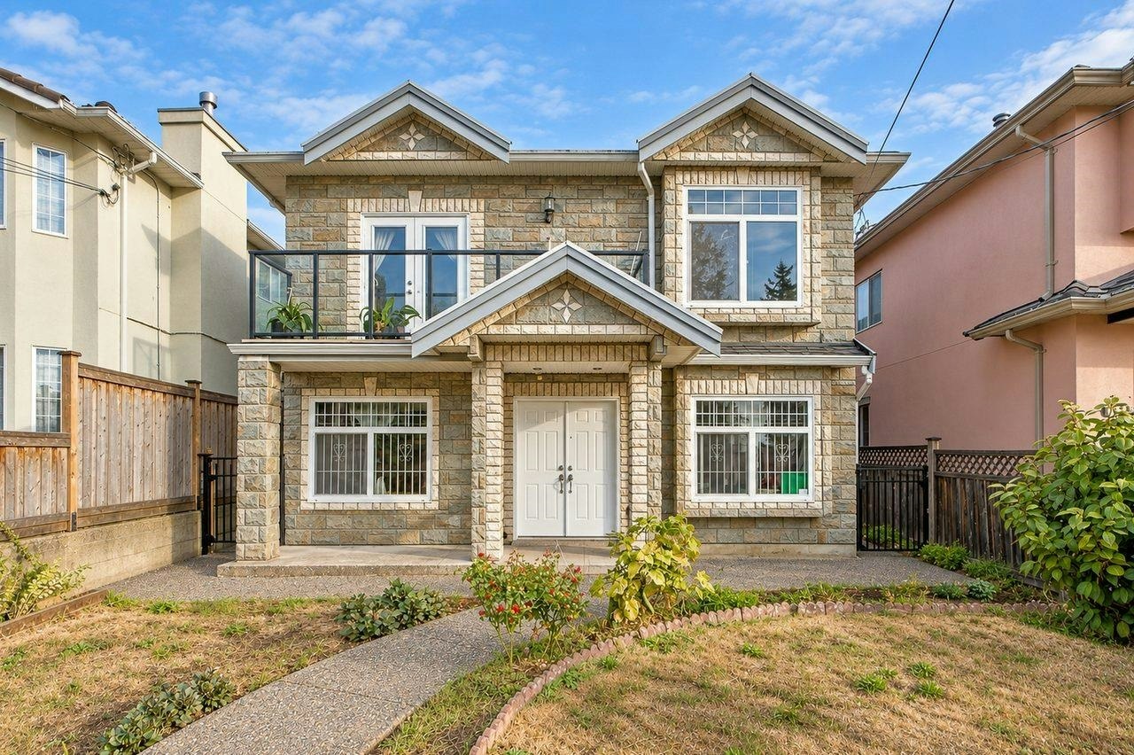 6135 Portland Street, Burnaby, BC, V5J 2S3