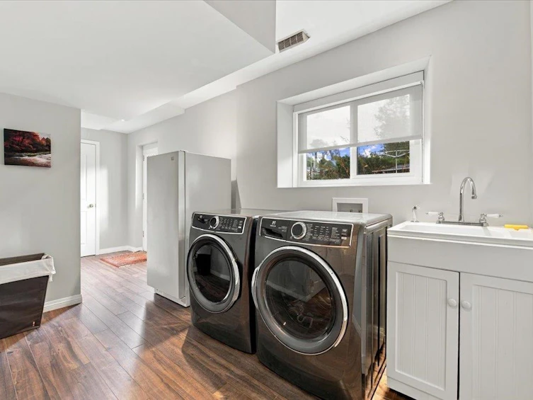 768 Browning Place, North Vancouver, BC, V7H 1W9 - 26