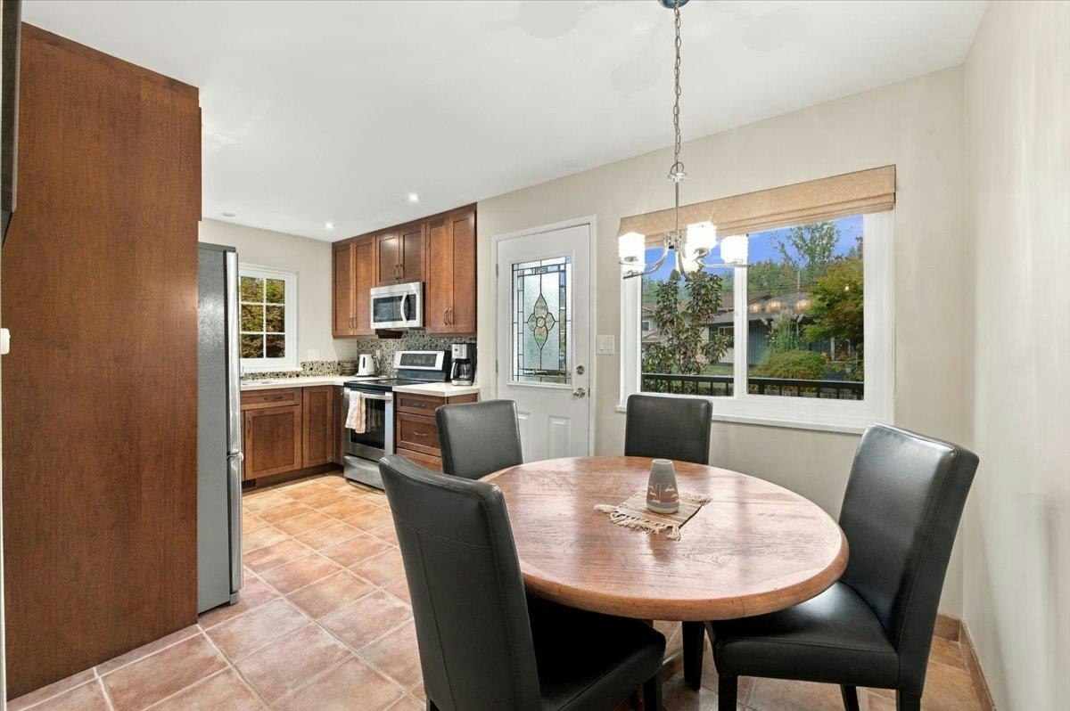 768 Browning Place, North Vancouver, BC, V7H 1W9 - 12