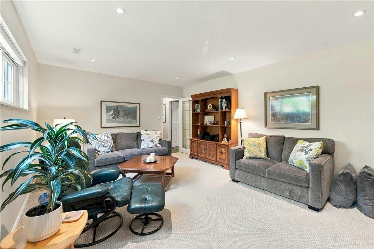 768 Browning Place, North Vancouver, BC, V7H 1W9 - 22