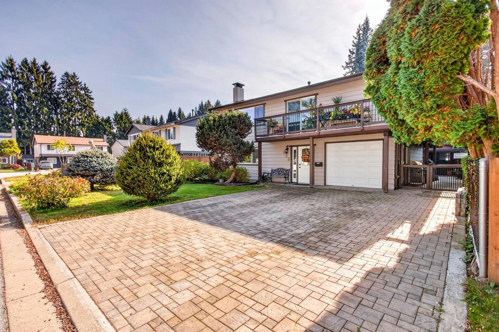 920 Raymond Avenue - 2