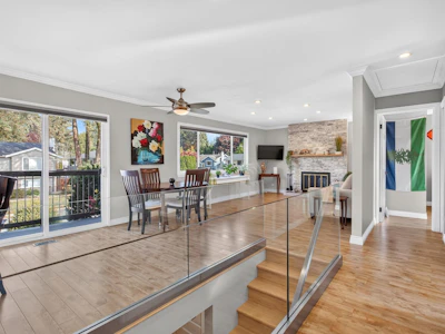 920 Raymond Avenue - 4