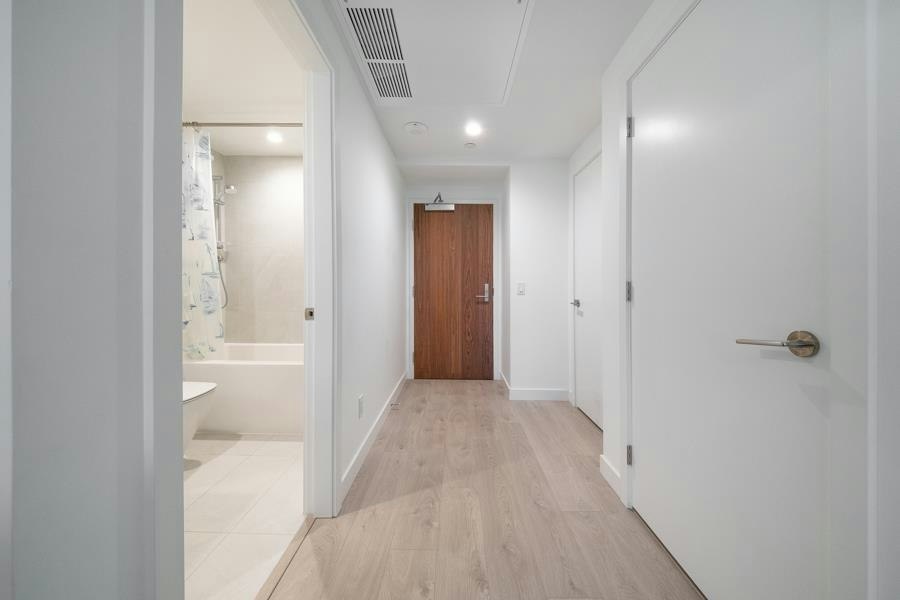6463 Silver Avenue, Burnaby, BC, V5H 0K4 - 8