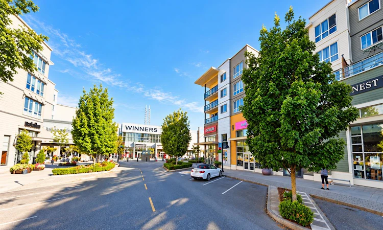 410-15745 Croydon Drive