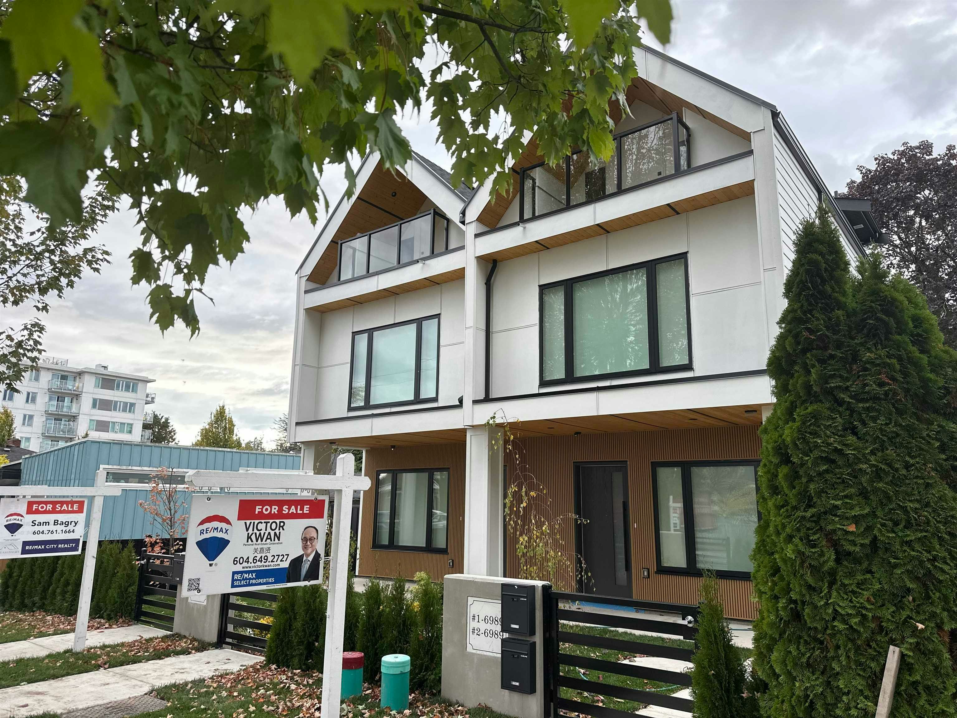 2-6989 Kerr Street, Vancouver, BC, V5X 2B3