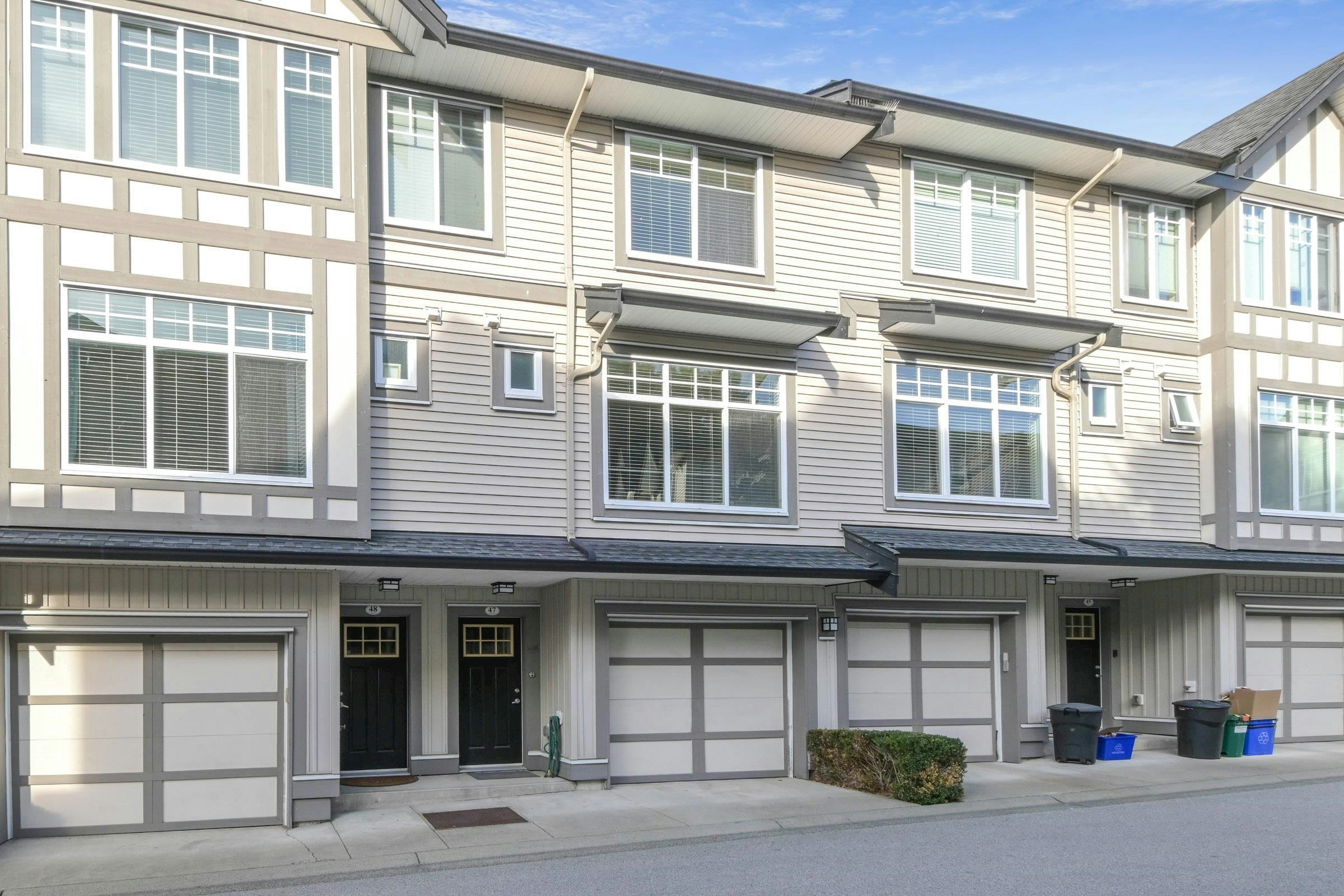 47-7090 180 Street - 2