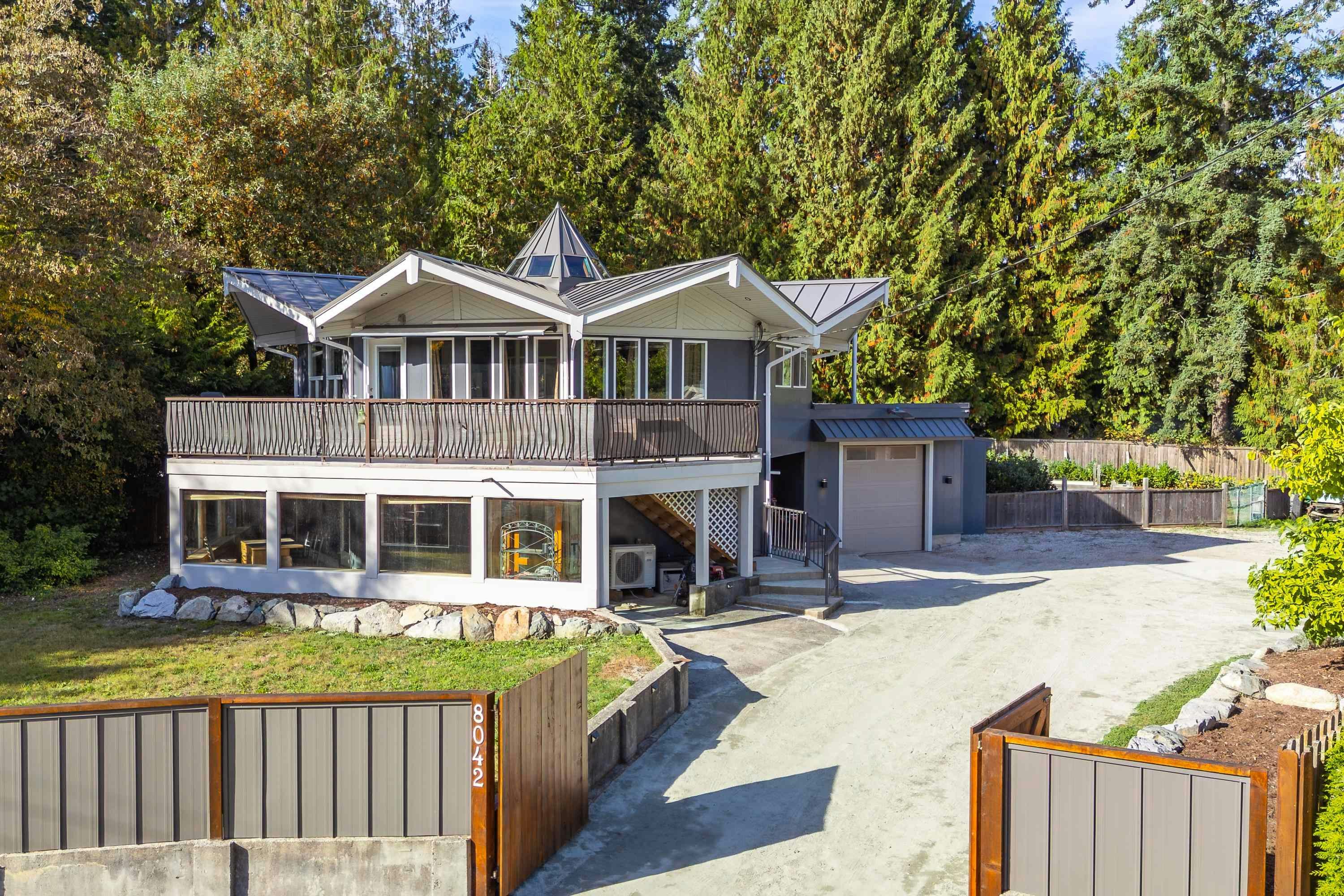 8042 Dogwood Drive, Halfmoon Bay, BC, V7Z 1A7
