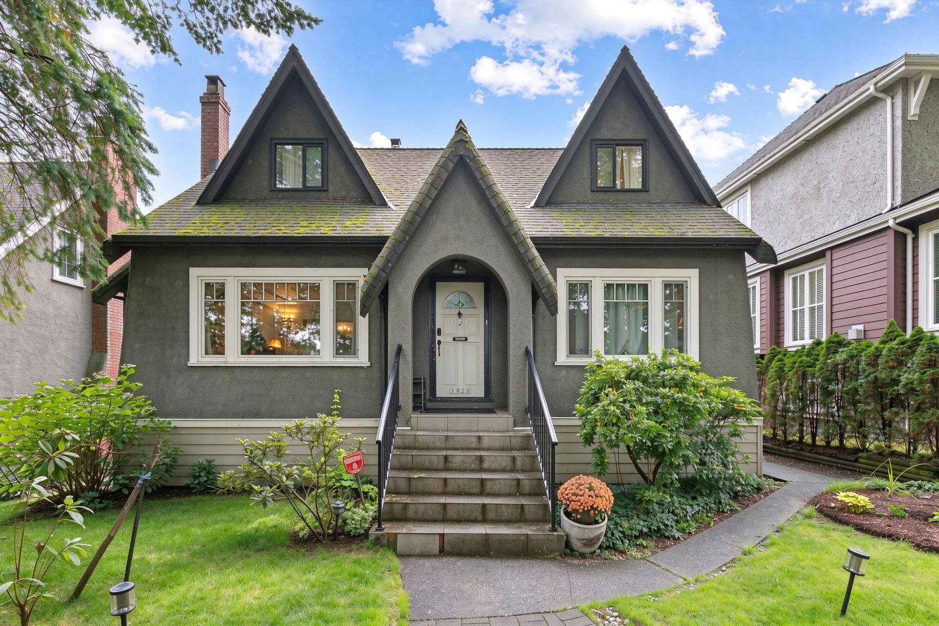 2923 W 32nd Avenue, Vancouver, BC, V6L 2B8