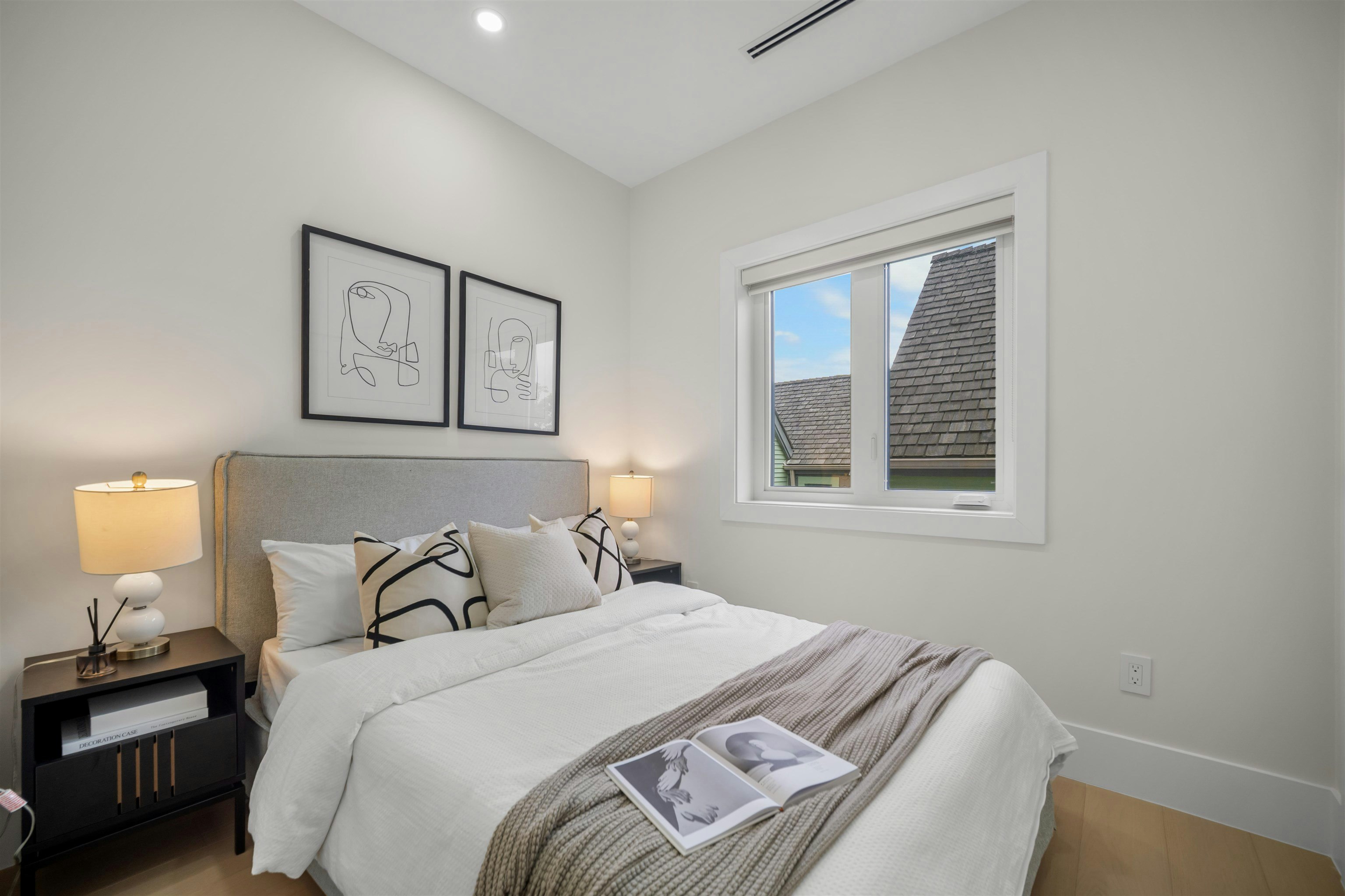 1554 W 66th Avenue, Vancouver, BC, V6P 2R9 - 10