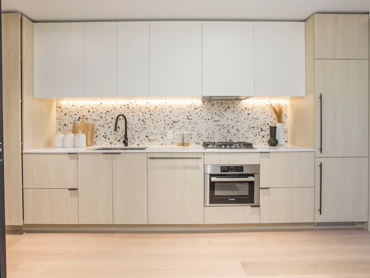 426-2471 St. George Street, Vancouver, BC, V5T 1W9 - 9